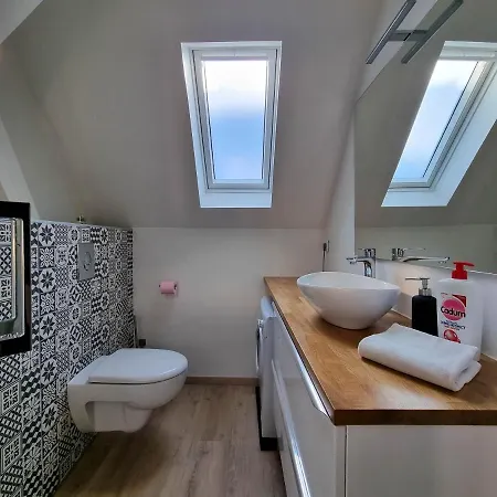 Daire Travel Homes - Newgate 3, Elegant, Heart Of