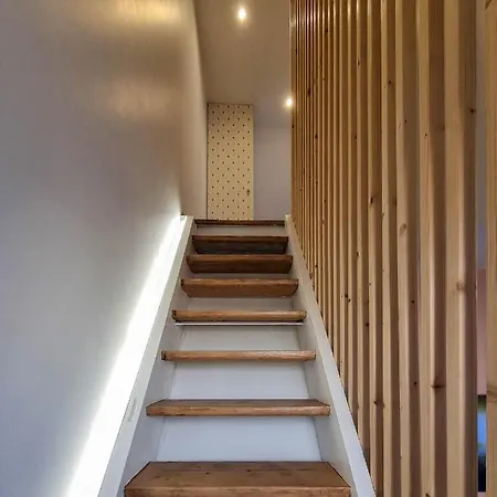 Daire Travel Homes - Newgate 3, Elegant, Heart Of