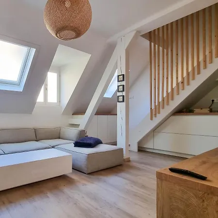Travel Homes - Newgate 3, Elegant, Heart Of Appartement
